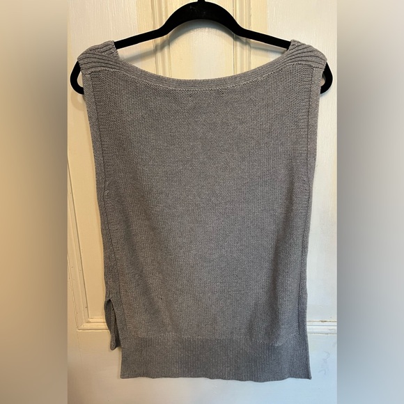 Banana Republic Sleeveless Grey Knit Boat Neck Sweater Medium - Picture 2 of 10
